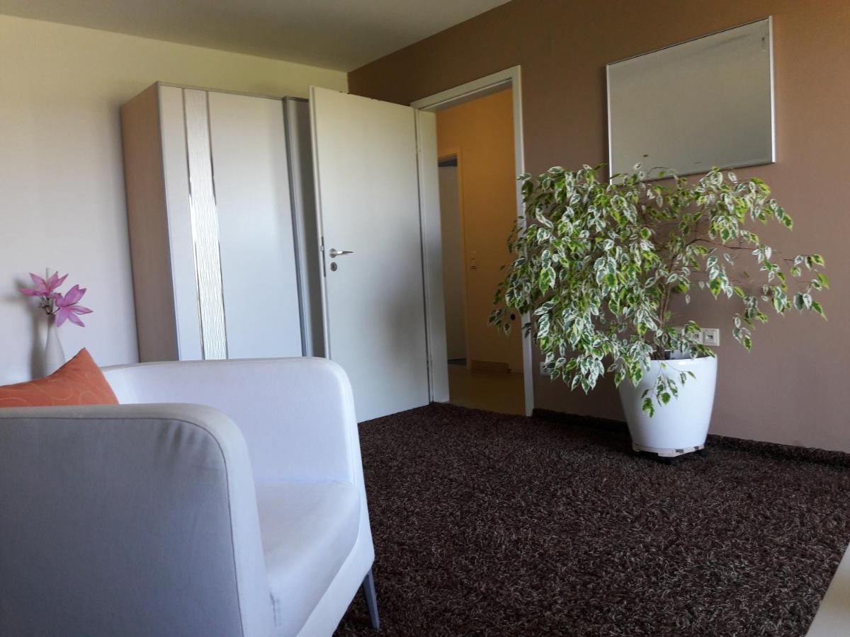 Ferienwohnung Ingrid Markt Erlbach Екстер'єр фото