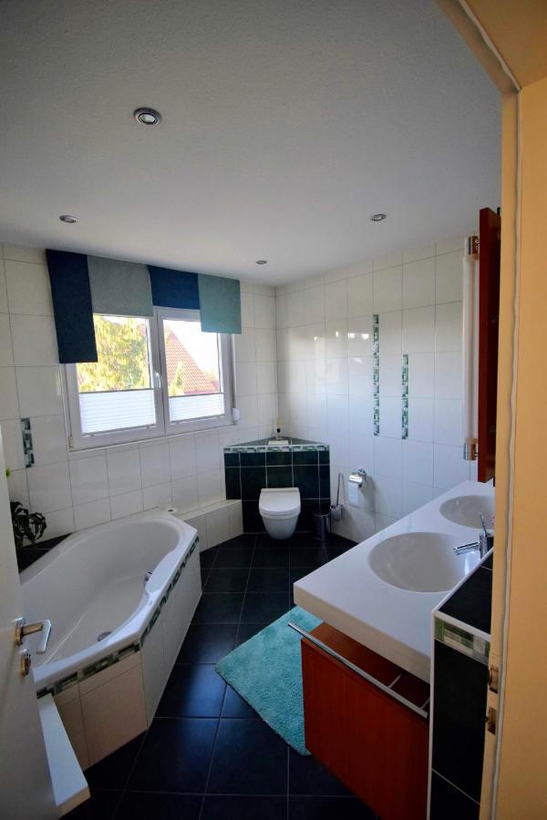Ferienwohnung Ingrid Markt Erlbach Екстер'єр фото